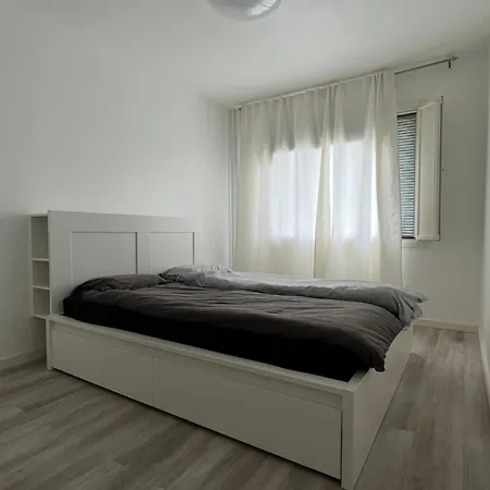 شقة Modern Apartment - 5 Min To Metro & Mall إسبو